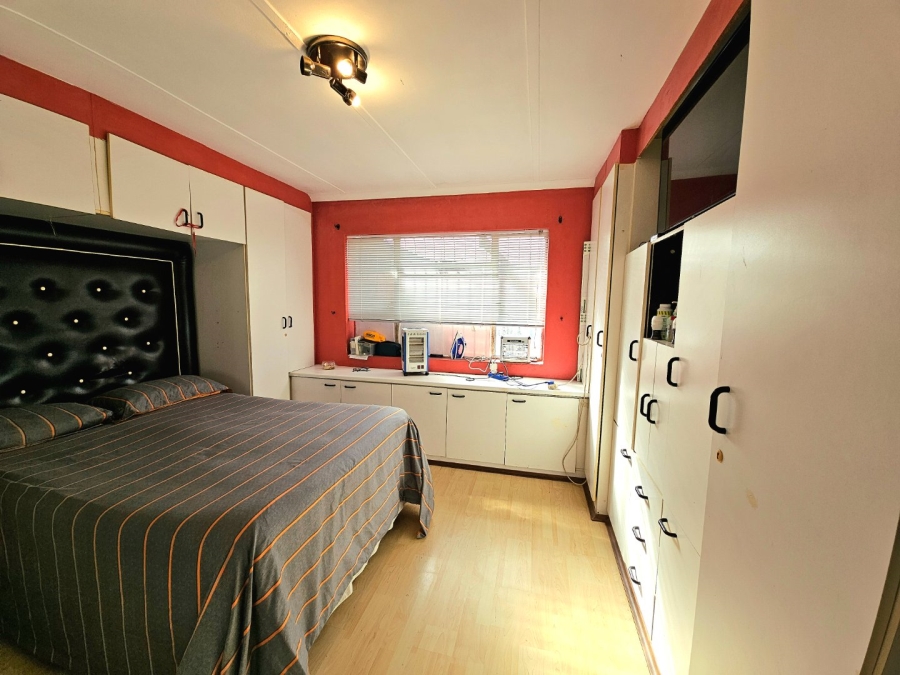 4 Bedroom Property for Sale in Strandfontein Village Western Cape